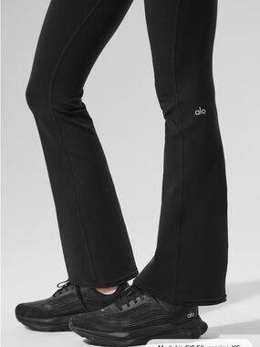 ALO Airbrush High-Waist 7/8 Bootcut Legging